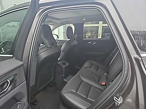 Volvo  T6 AWD Inscription / AHZV