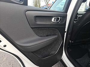 Volvo  B3 Plus Dark Licht-P. / Fahr-Paket