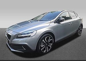 Volvo  CC D3 Momentum Pro