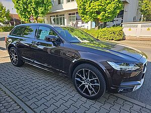 Volvo  D4 CC AWD Pro Standhzg/Head-Up