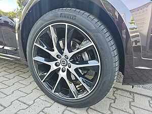 Volvo  D4 CC AWD Pro Standhzg/Head-Up