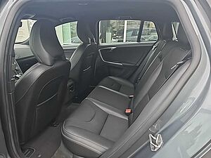 Volvo  D3 Linje Business Zahnriemen neu / WR+RH+