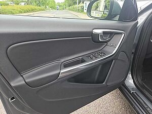 Volvo  D3 Linje Business Zahnriemen neu / WR+RH+