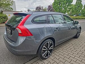 Volvo  D3 Linje Business Zahnriemen neu / WR+RH+