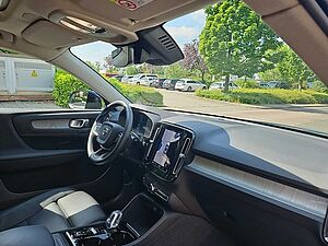 Volvo  B4 Ultra Dark  AHZV/ 21 Zoll