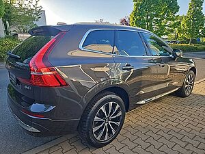 Volvo  B4 AWD Plus Bright  Standhzg. /AHZV