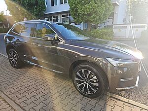 Volvo  B4 AWD Plus Bright  Standhzg. /AHZV