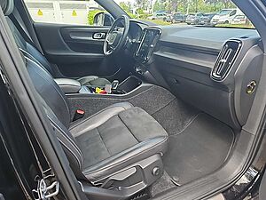 Volvo  T4 R-Design