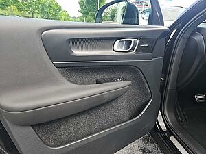 Volvo  T4 R-Design