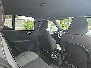 Volvo  B3 Core Fahr-Paket / AHZV / Winter-Paket
