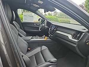 Volvo  T6 AWD Plus Dark Plug-In