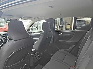 Volvo  T2 Momentum Pro