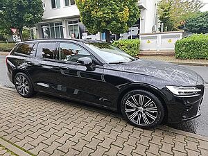 Volvo  T6 AWD Plus Dark Plug-In SK147