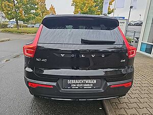 Volvo  B4 Plus Dark TCC