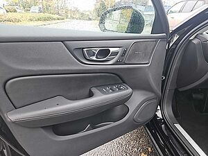 Volvo  T6 AWD Plus Dark Plug-In SK208