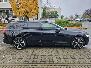 Volvo  T6 AWD Plus Dark Plug-In SK208