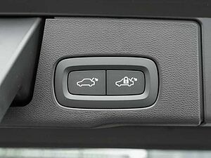 Volvo  T6 PLUS DARK HYBRID BUSINESS MY25