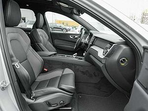 Volvo  T6 PLUS DARK HYBRID BUSINESS MY25