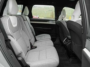 Volvo  ULTRA TWIN MOTOR 7-SITZ AWD MY25