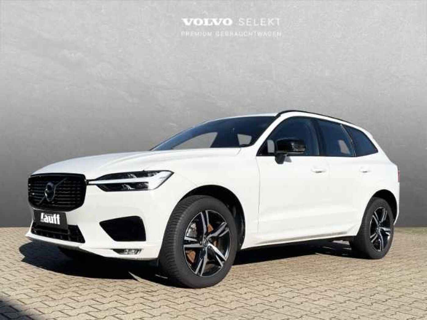 Volvo  R Design 2WD B4 Benzin EU6d + Anhängerkupplung (semielektrisch)