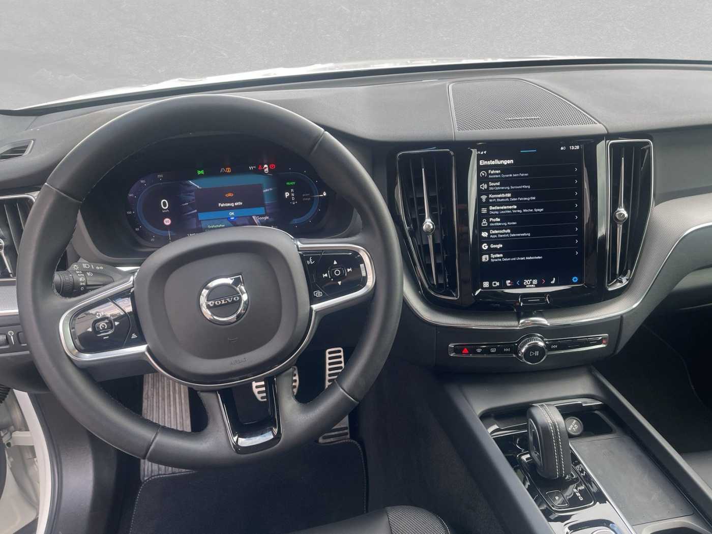 Volvo  R Design