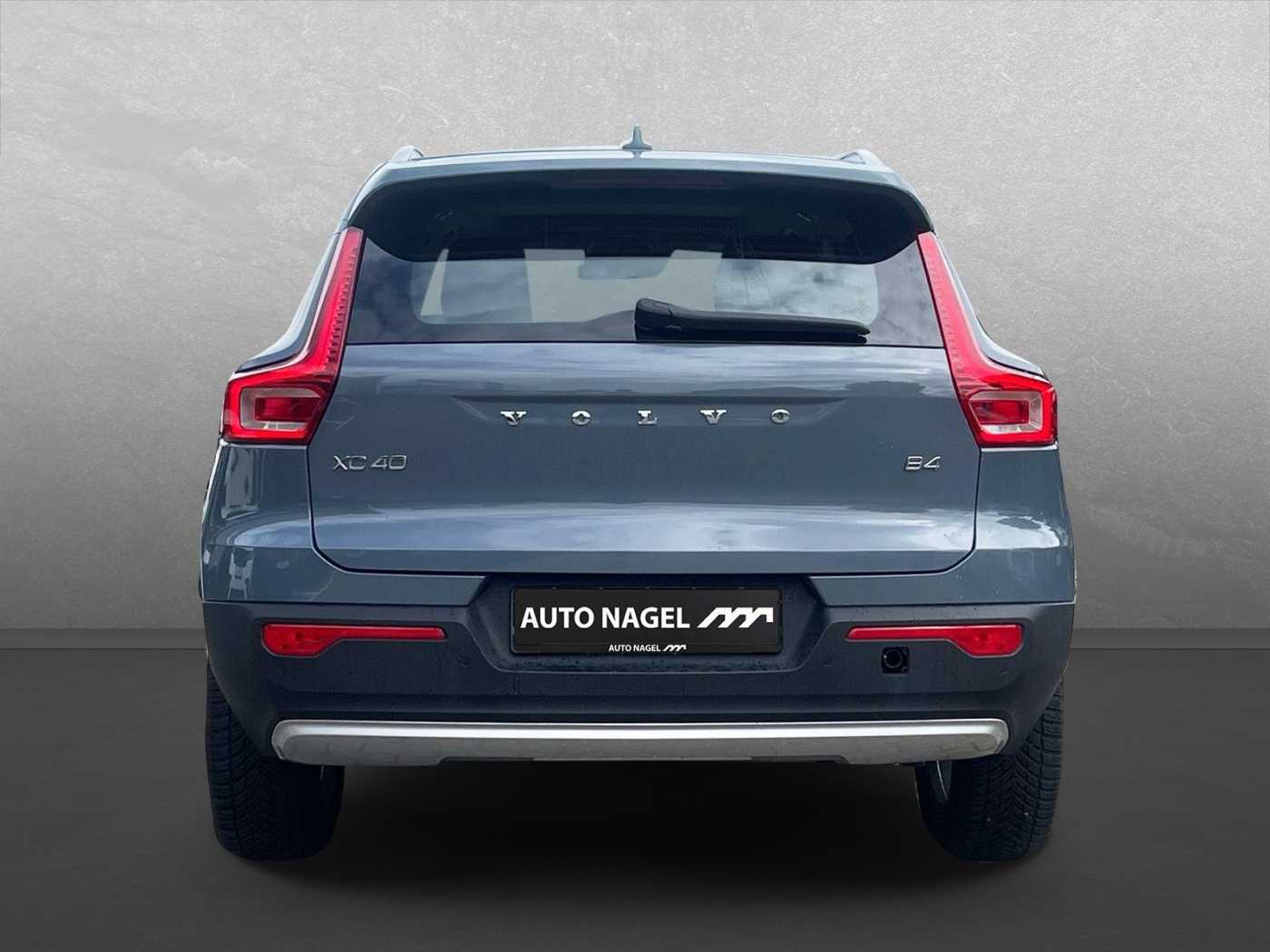 Volvo  Momentum Pro