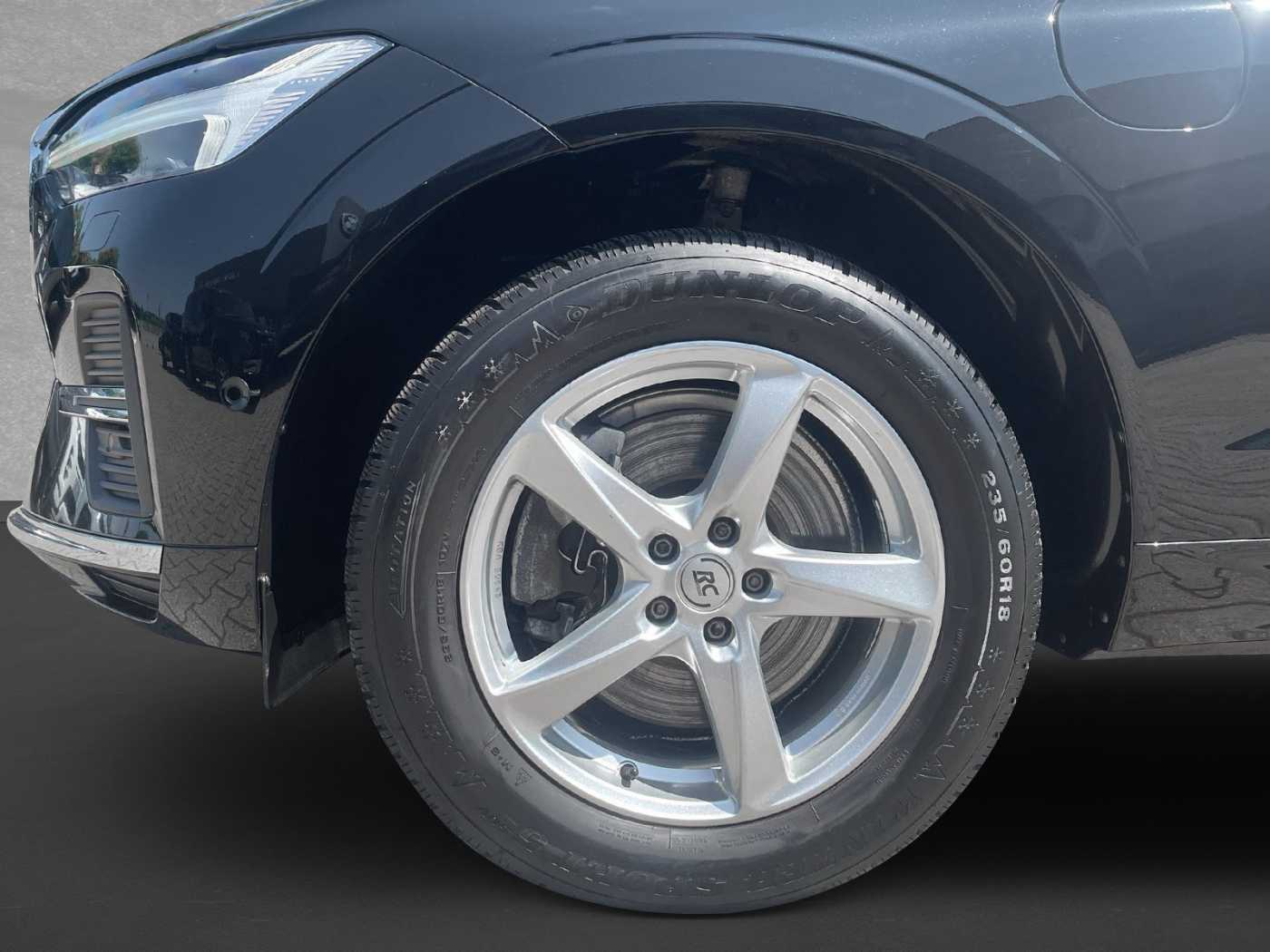 Volvo  Recharge Inscription Expression