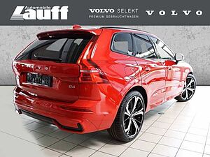 Volvo  Plus Dark 2WD B4 Benzin  StandHZG Leder digitales Cockpit Memory Sitze Soundsyst