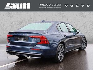 Volvo  Ultimate Dark AWD B5 Benzin HUD Leder digitales Cockpit Memory Sitze Soundsystem