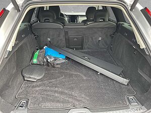 Volvo  Ultra Dark