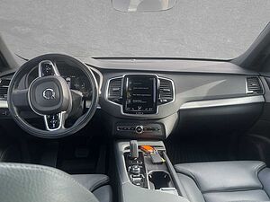 Volvo  Recharge Expression