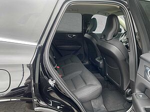 Volvo  Momentum Pro