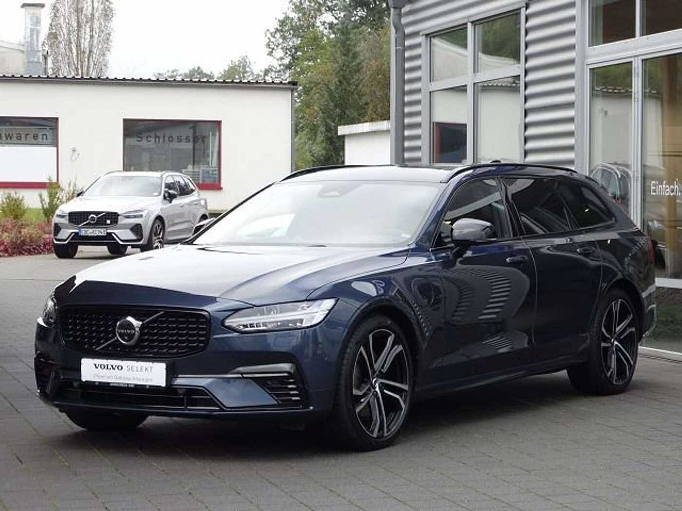 Volvo  R Design Recharge Plug-In Hybrid AWD