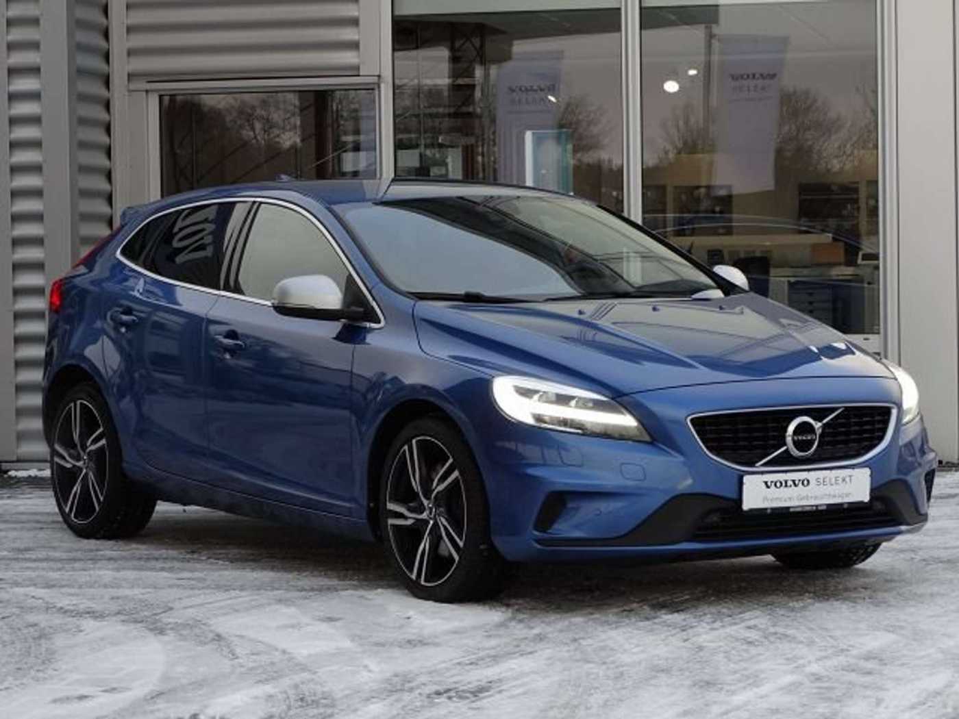 Volvo  D3 Momentum Automatik