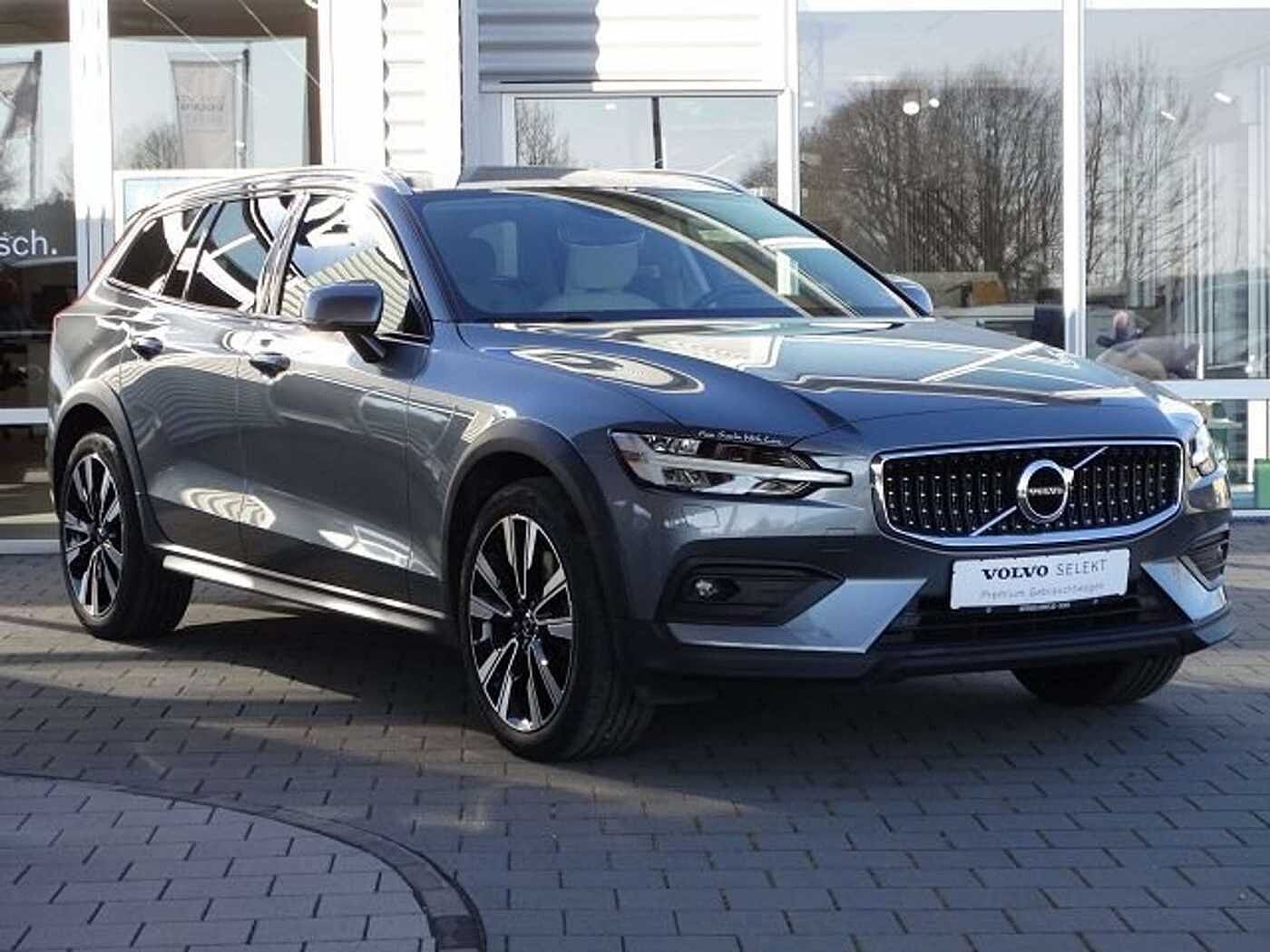 Volvo  Pro T5 AWD