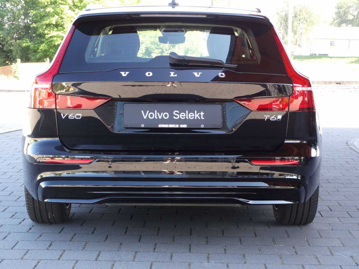 Volvo  Plus Dark Recharge T6 Plug-In Hybrid AWD