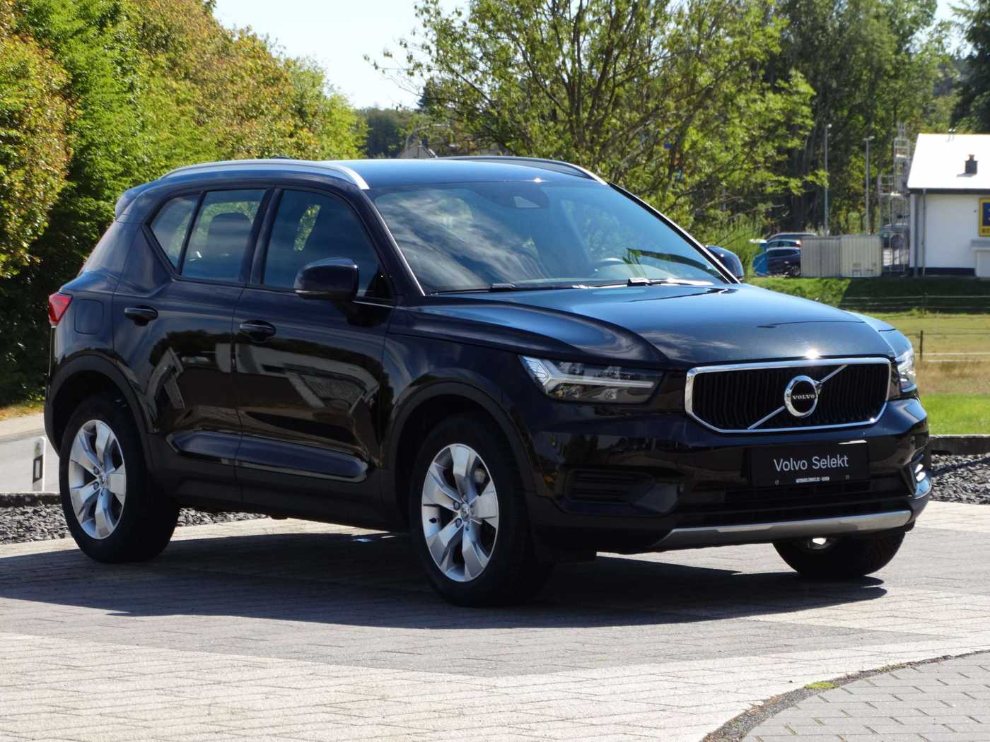 Volvo  Momentum Pro D3 AWD