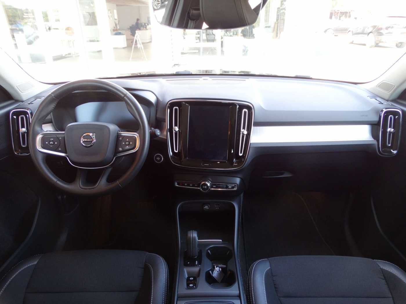 Volvo  Momentum Pro D3 AWD