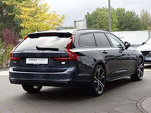 Volvo  R Design Recharge Plug-In Hybrid AWD