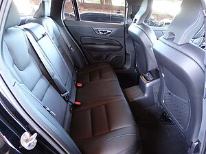 Volvo  Plus Dark Recharge T6 Plug-In Hybrid AWD