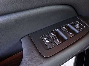 Volvo  Plus Dark Recharge T6 Plug-In Hybrid AWD
