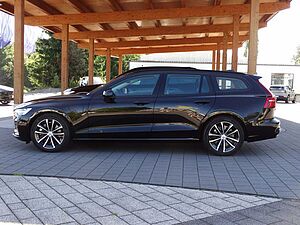 Volvo  Plus Dark Recharge T6 Plug-In Hybrid AWD