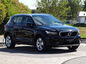 Volvo  Momentum Pro D3 AWD