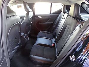 Volvo  Momentum Pro D3 AWD