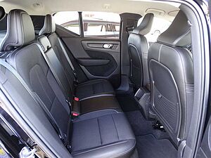 Volvo  Momentum Pro D3 AWD