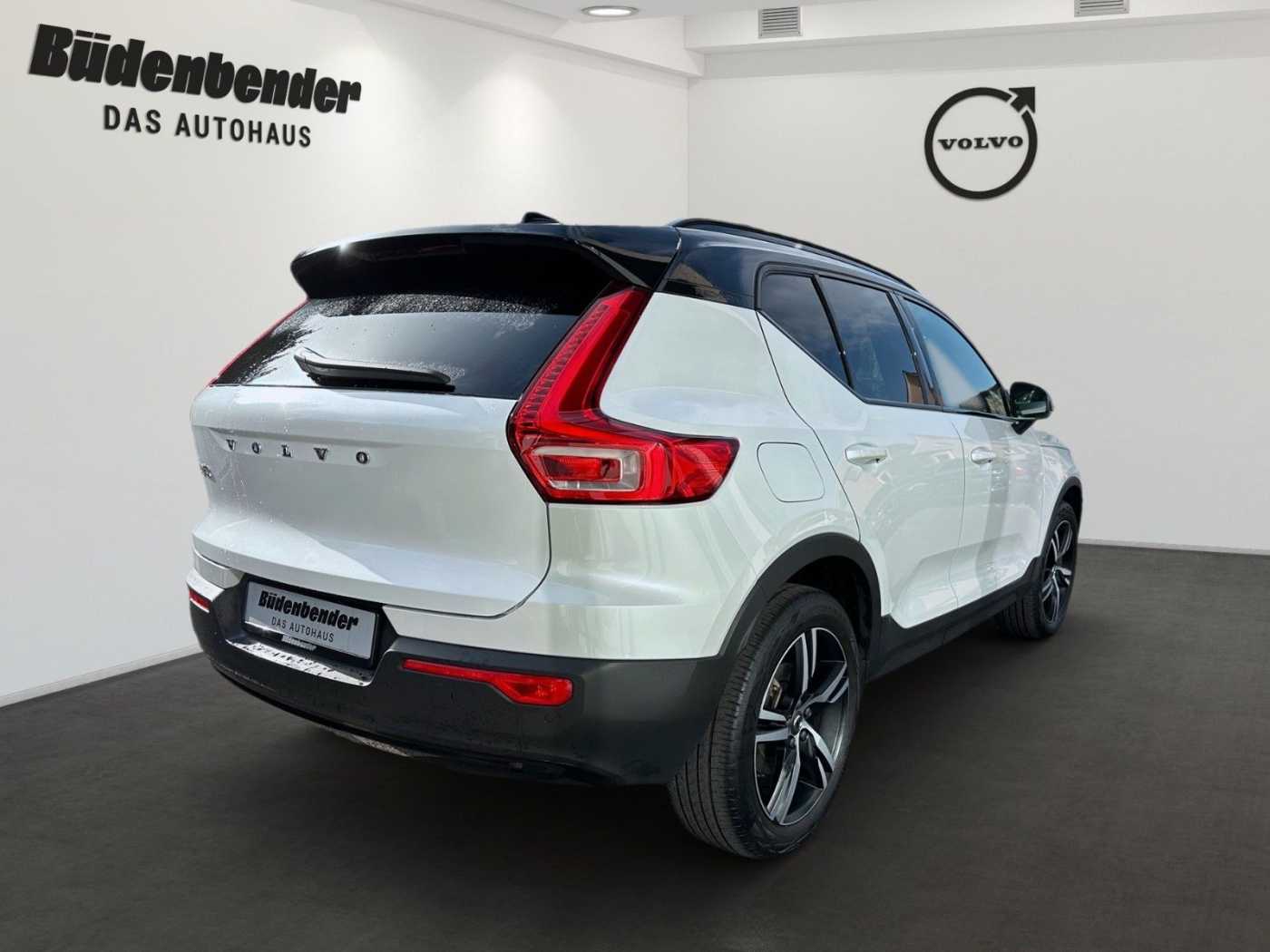 Volvo  R Design Plug-In Hybrid 2WD*AHK*