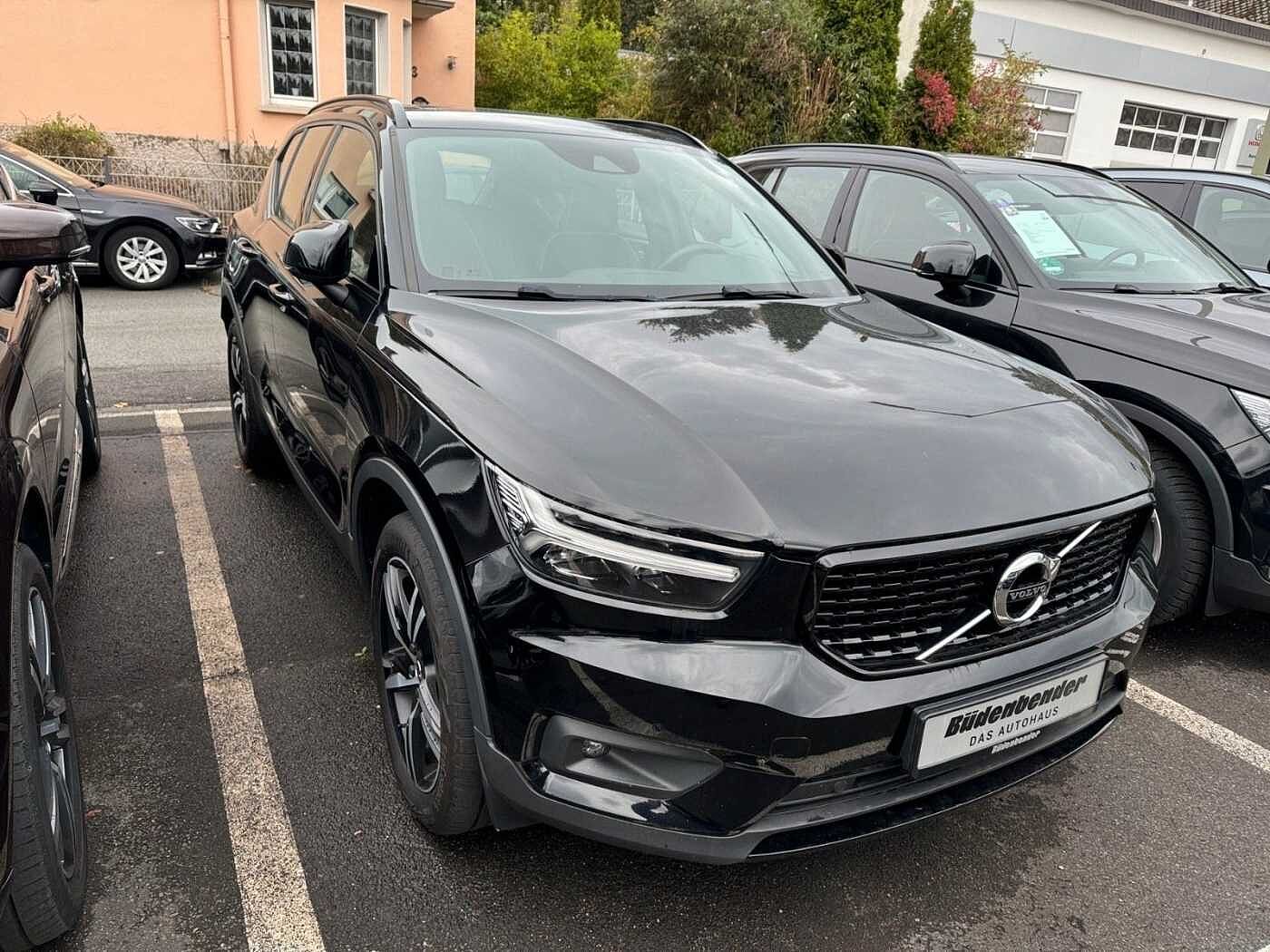 Volvo  XC40 R Design Recharge Plug-In Hybrid 2WD