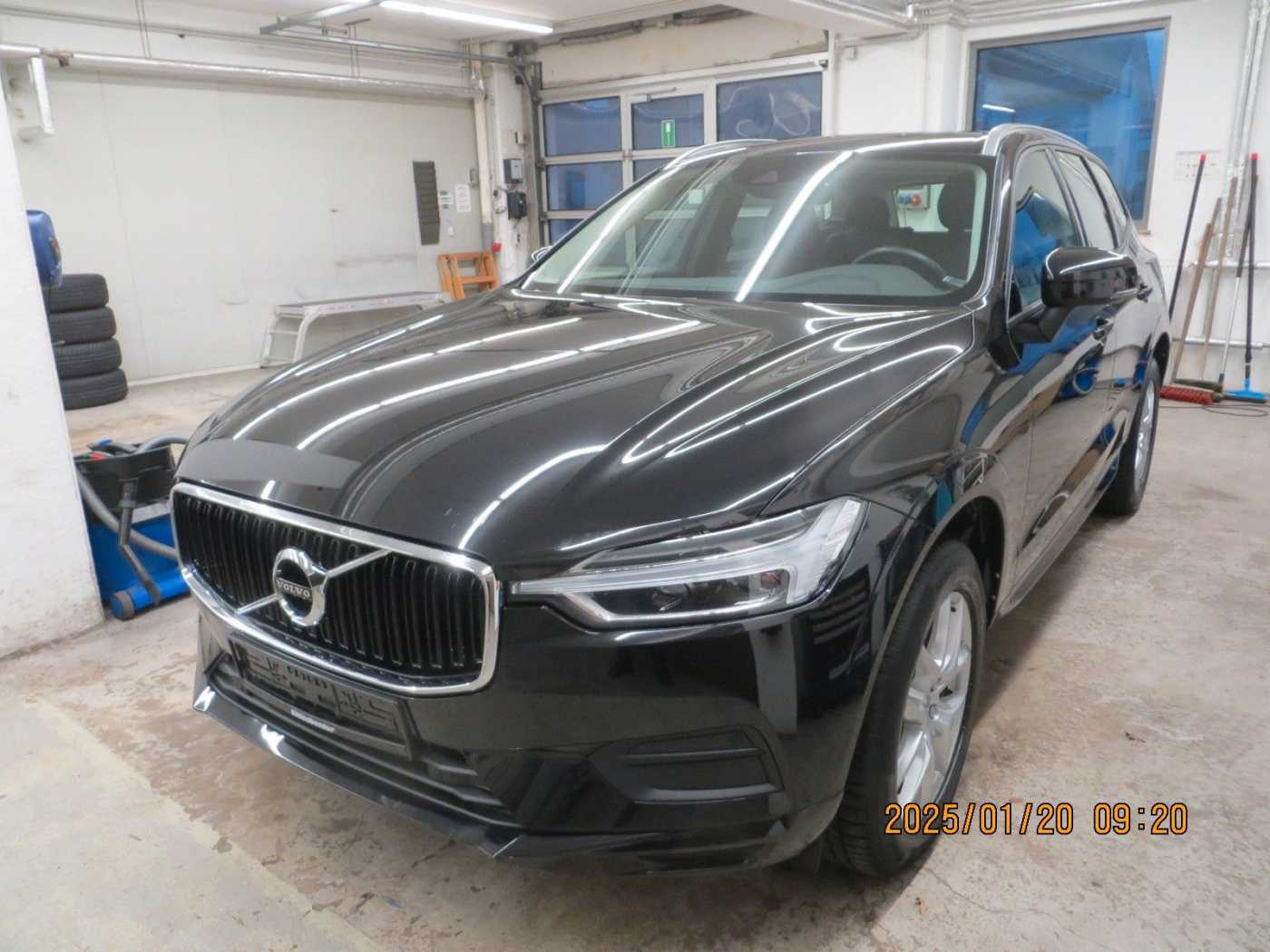 Volvo  XC60 Momentum AWD