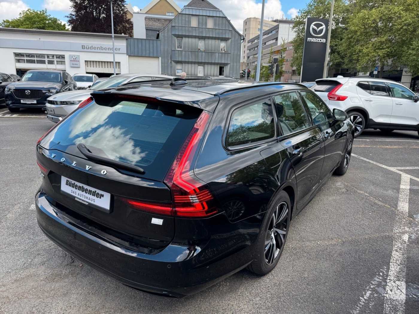 Volvo  Kombi R Design  Recharge Plug-In H