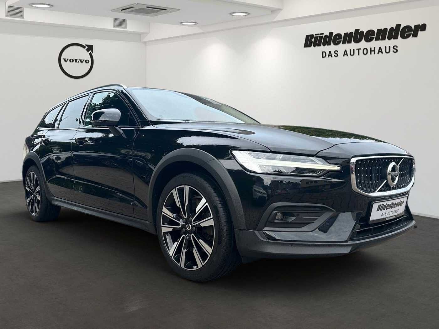 Volvo  Cross Country Pro AWD*AHK*BLIS*360°*